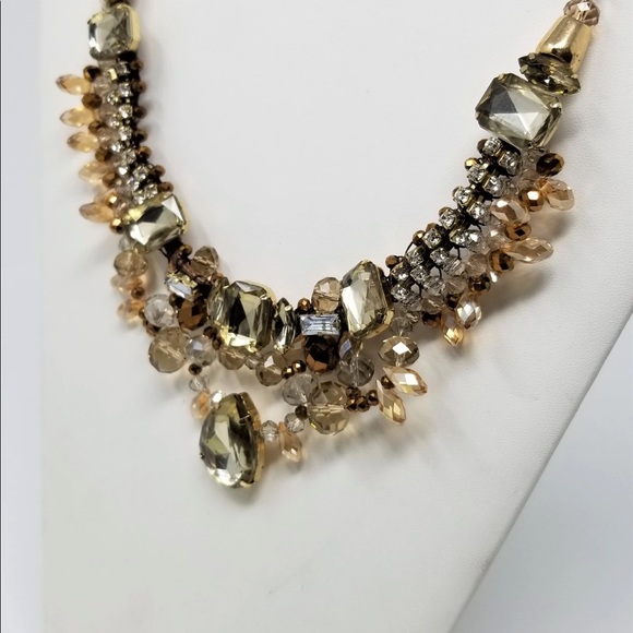 Necklace made with Swarovski Crystas - Picture 7 of 11